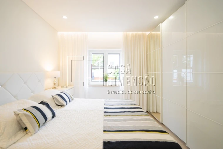 Apartamento T2 para Venda em Carnaxide e Queijas Foto 48
