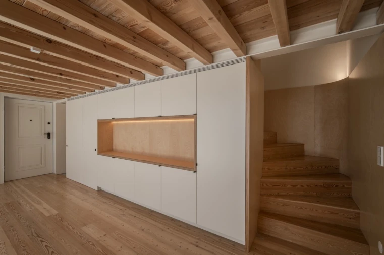 Apartamento T2 para Venda em Santo António Foto 32