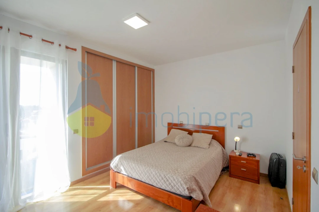 Moradia T3 para Venda em Ferreiras Foto 26