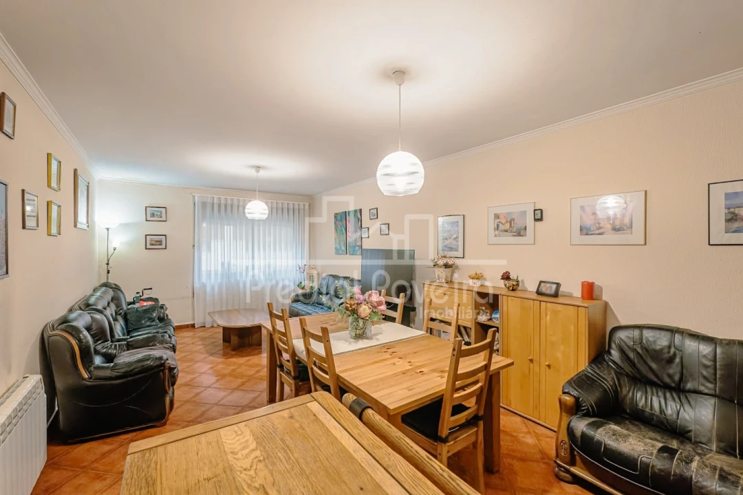 Apartamento T2 para Venda em Aver-O-Mar, Amorim e Terroso Foto 1