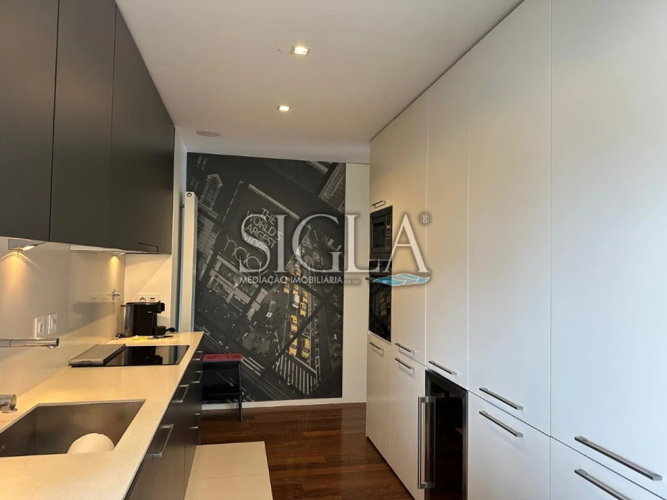 Apartamento T3 para Arrendamento em Arcozelo Foto 6