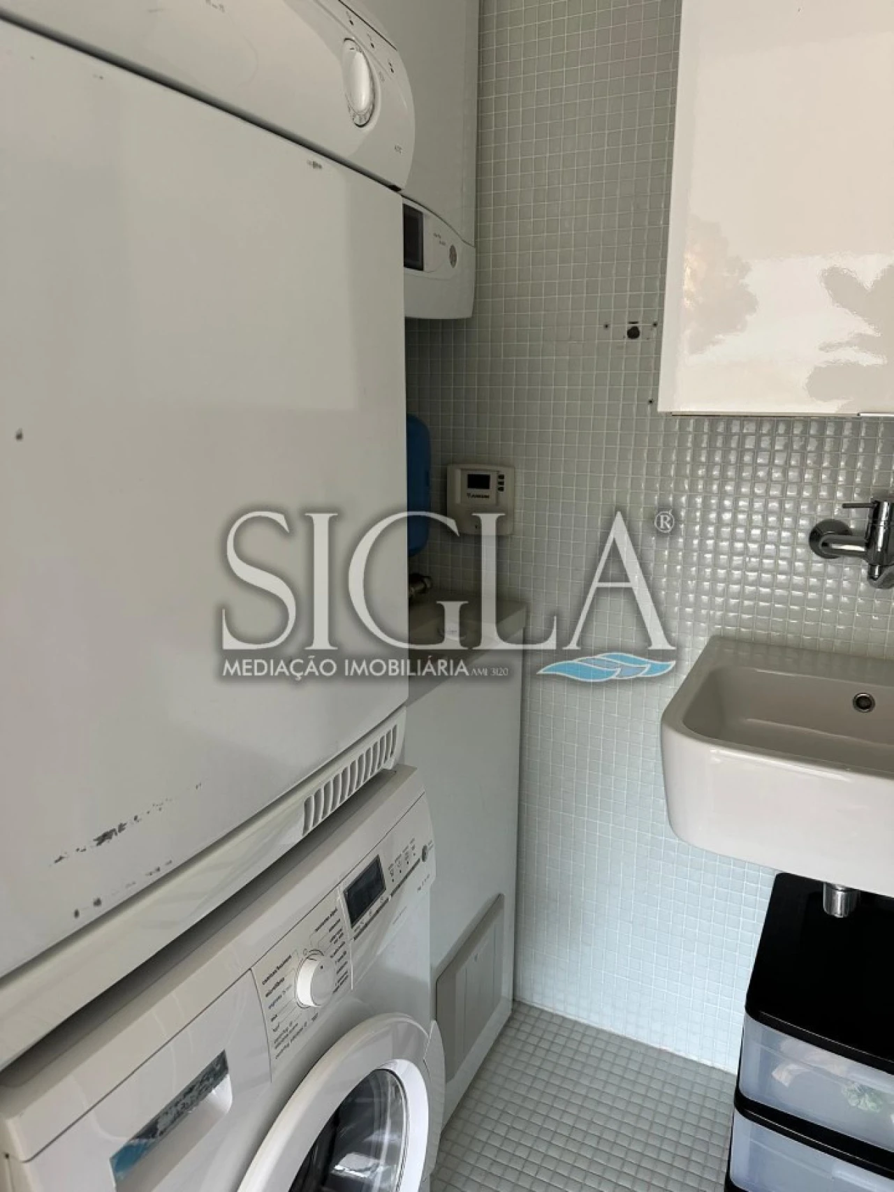 Apartamento T3 para Arrendamento em Arcozelo Foto 18