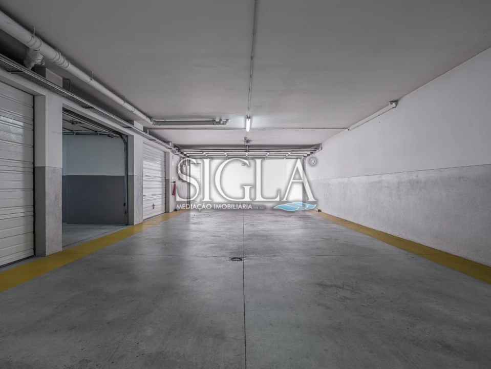 Apartamento T3 para Arrendamento em Arcozelo Foto 19