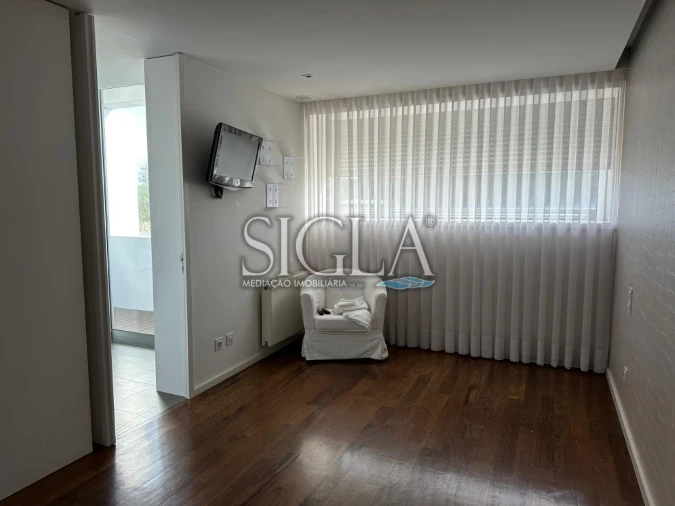 Apartamento T3 para Arrendamento em Arcozelo Foto 9