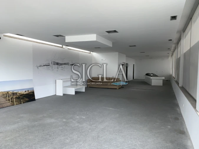 Loja para Venda em Madalena Foto 1