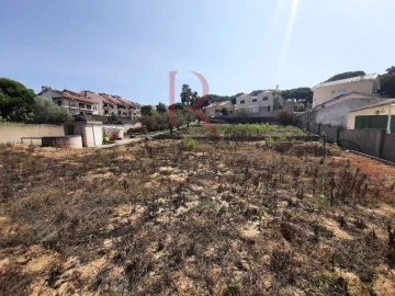 Moradia T3 para Venda em Caparica e Trafaria