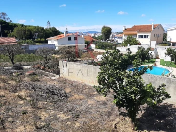 Moradia T3 para Venda em Caparica e Trafaria