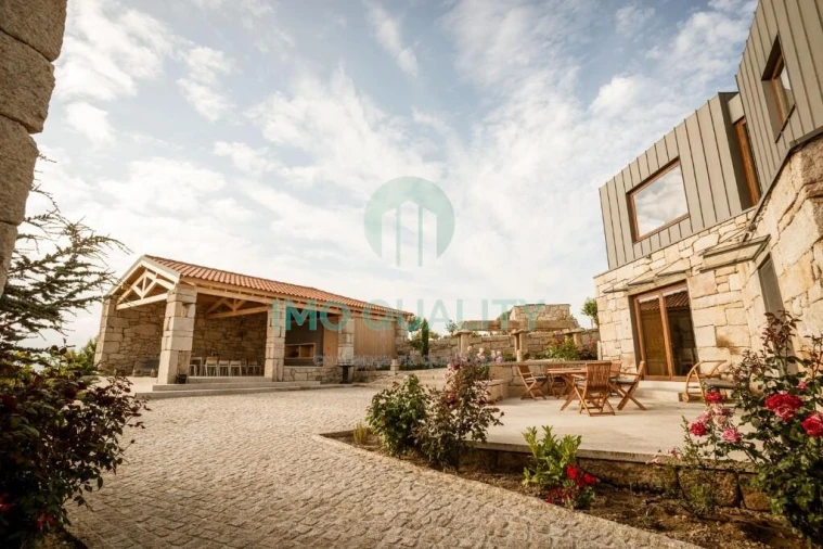 Quinta T6 para Venda em Redondelo Foto 40