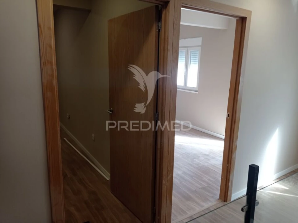 Prédio para Venda em Montargil Foto 12