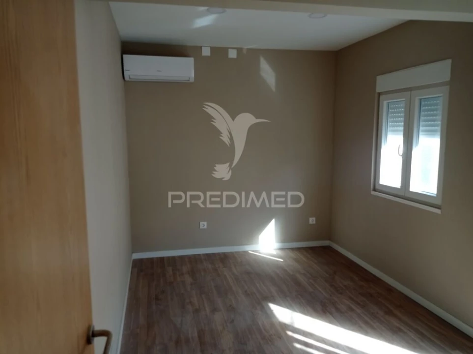 Prédio para Venda em Montargil Foto 14