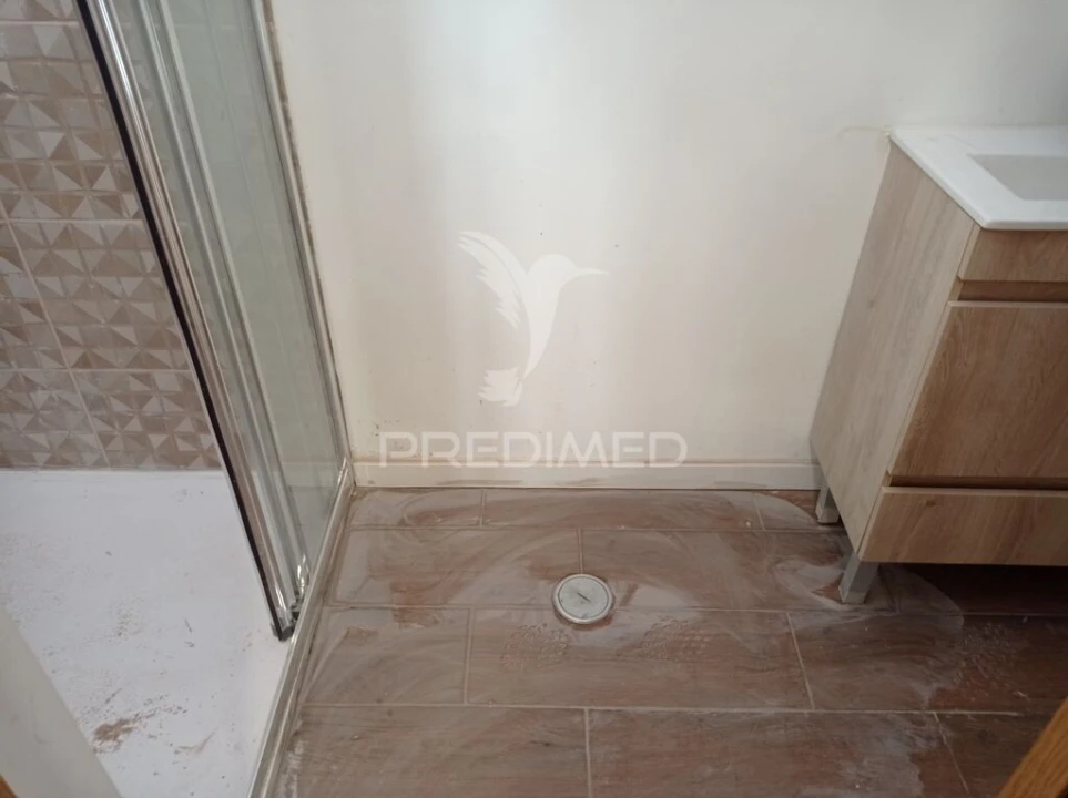 Prédio para Venda em Montargil Foto 10