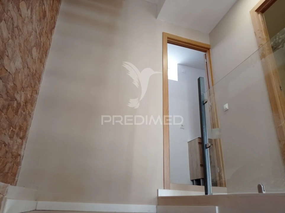 Prédio para Venda em Montargil Foto 8
