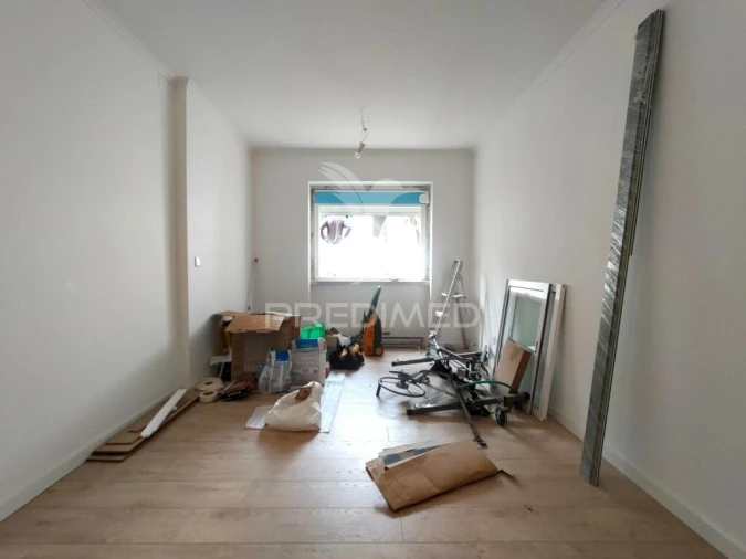 Apartamento T2 para Venda em Alfragide Foto 20