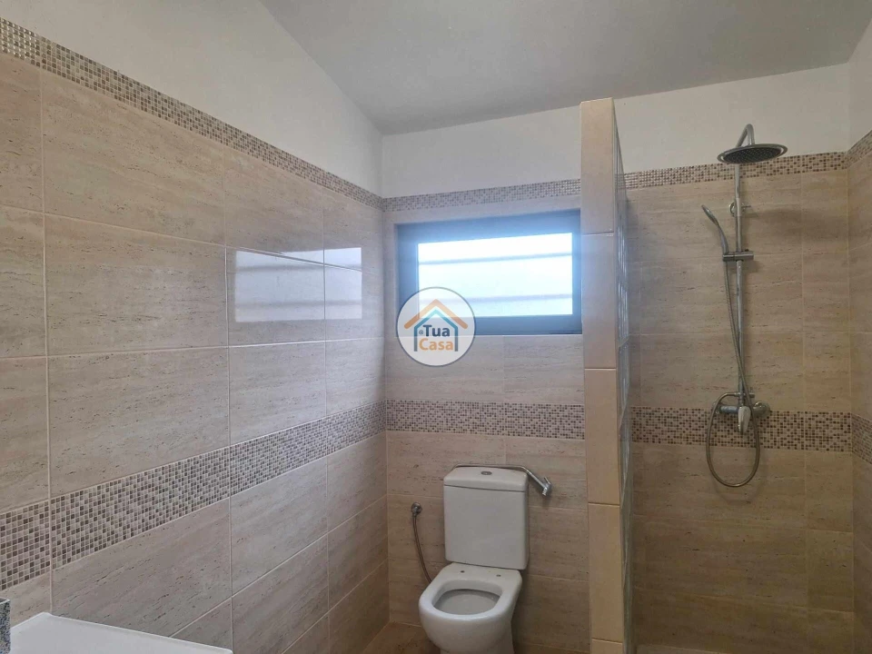 Armazém para Arrendamento em Faro (Sé e São Pedro) Foto 12