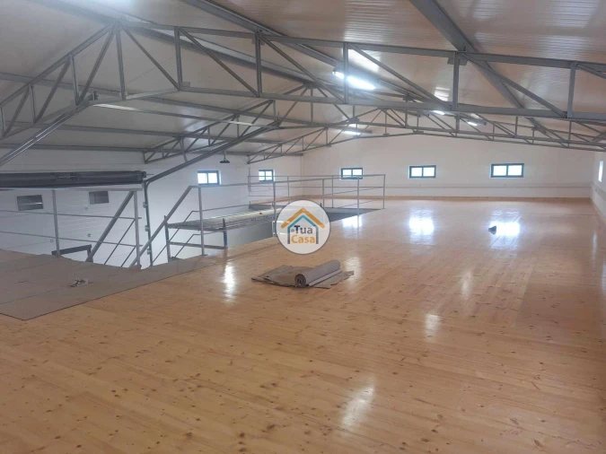 Armazém para Arrendamento em Faro (Sé e São Pedro) Foto 7