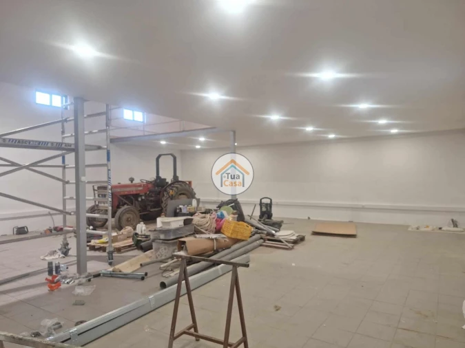 Armazém para Arrendamento em Faro (Sé e São Pedro) Foto 10