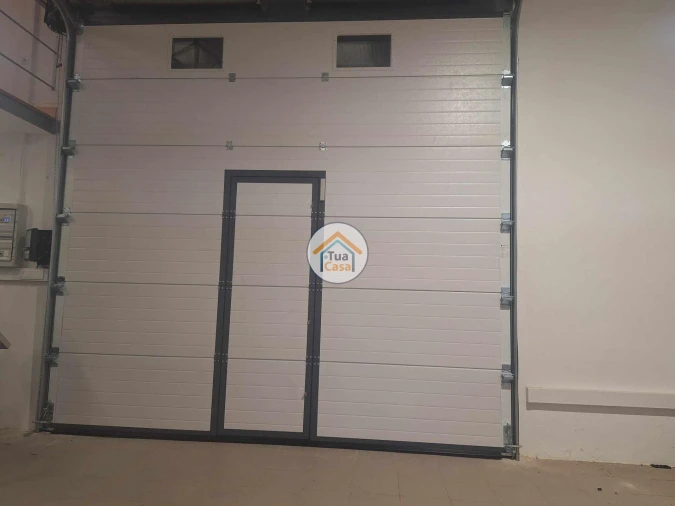 Armazém para Arrendamento em Faro (Sé e São Pedro) Foto 11