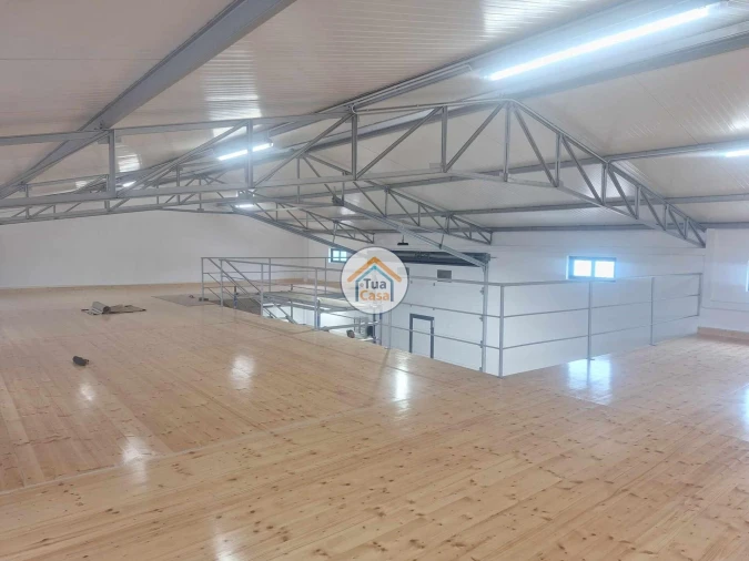 Armazém para Arrendamento em Faro (Sé e São Pedro) Foto 3