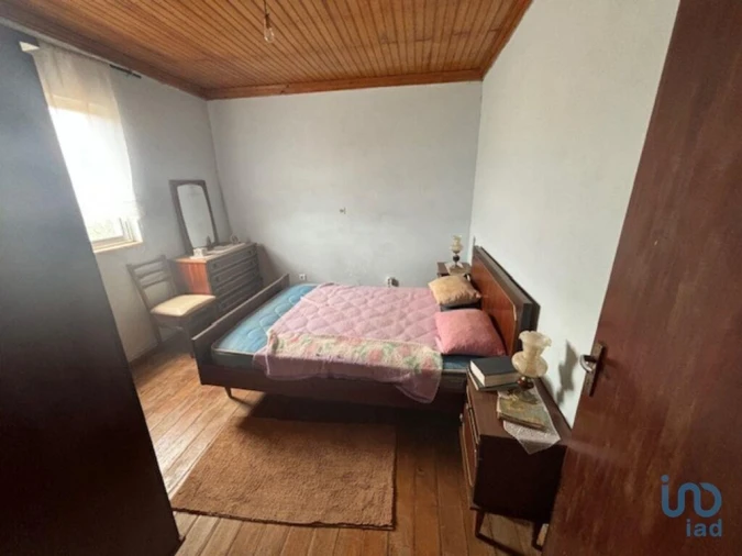 Moradia T3 para Venda em Penas Roias Foto 9