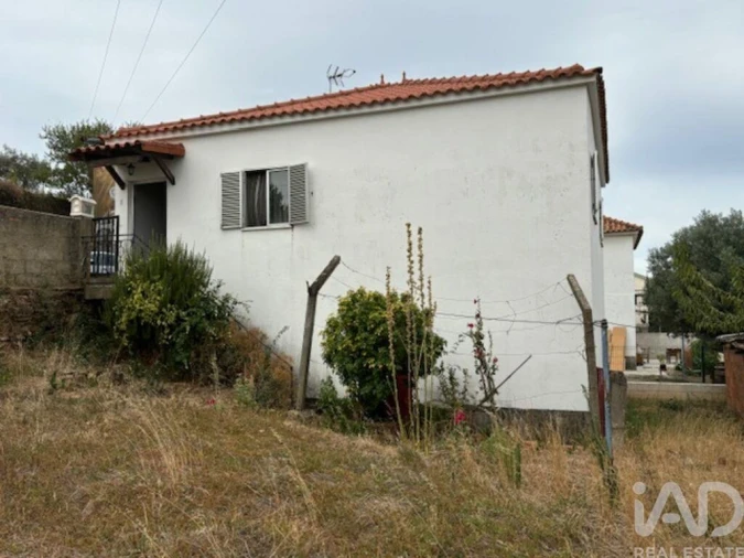 Moradia T3 para Venda em Penas Roias Foto 18