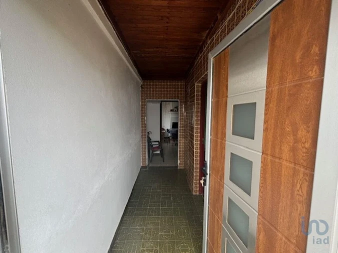 Moradia T3 para Venda em Penas Roias Foto 4