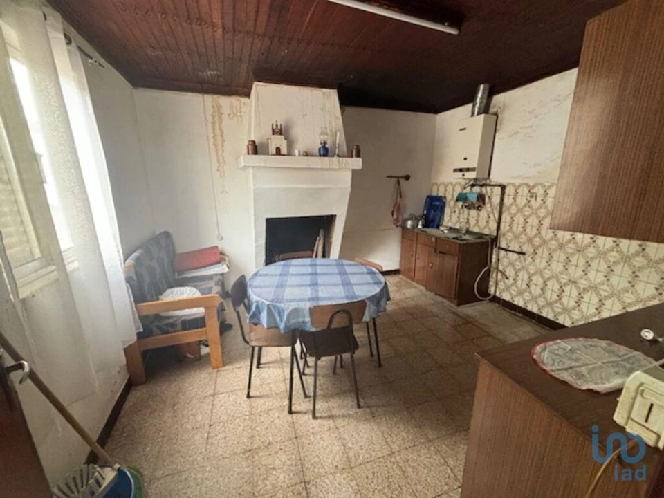 Moradia T3 para Venda em Penas Roias Foto 5