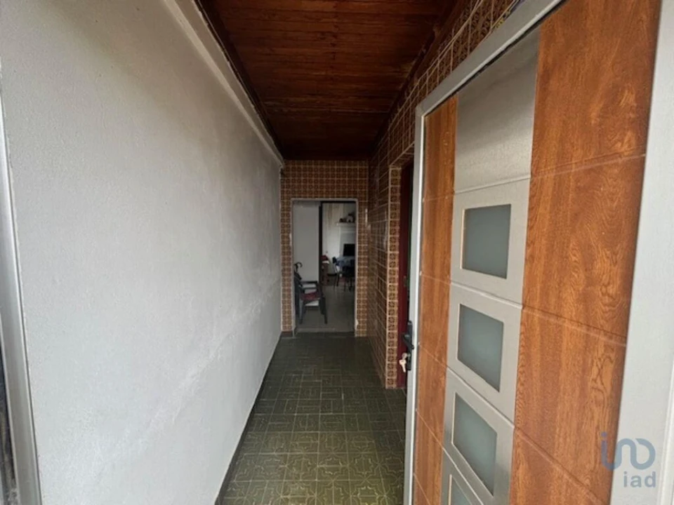 Moradia T3 para Venda em Penas Roias Foto 4