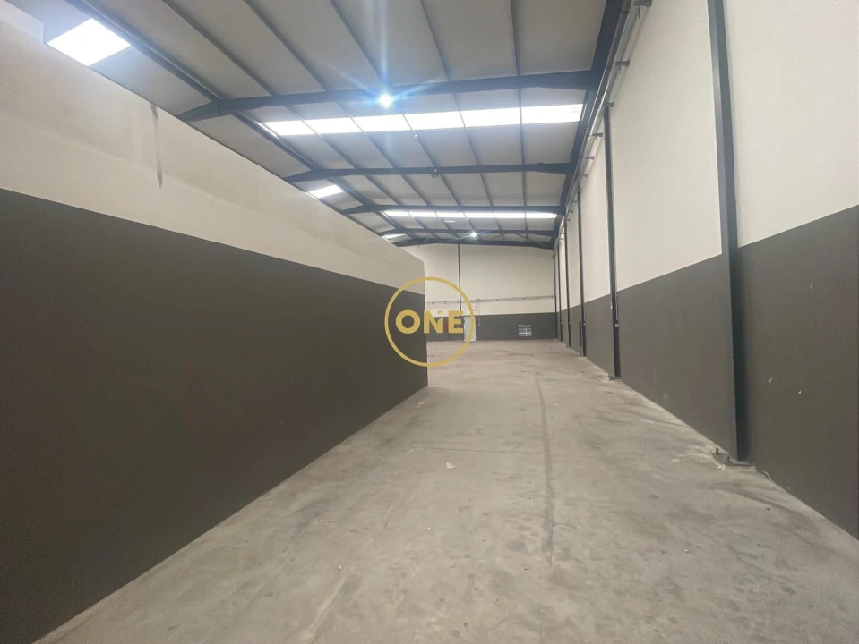 Armazém para Venda em Grijó e Sermonde Foto 8