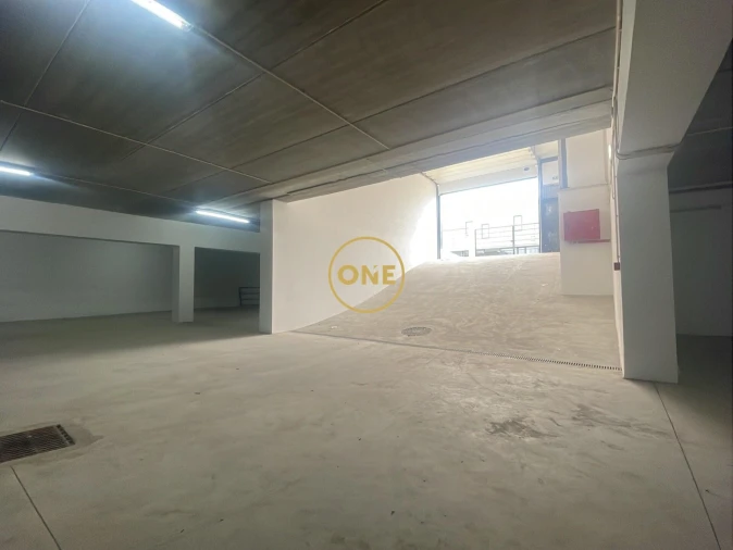 Armazém para Venda em Grijó e Sermonde Foto 34