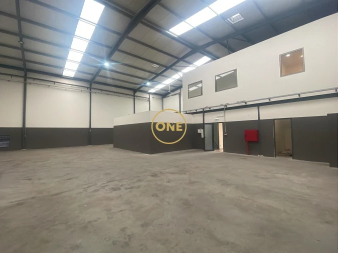 Armazém para Venda em Grijó e Sermonde Foto 12