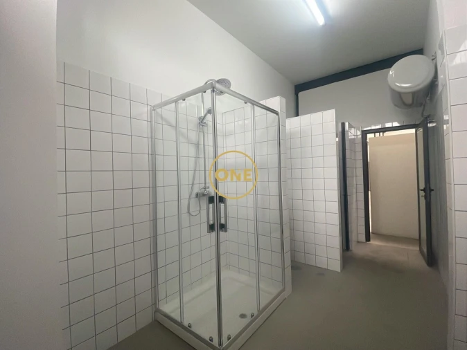 Armazém para Venda em Grijó e Sermonde Foto 23