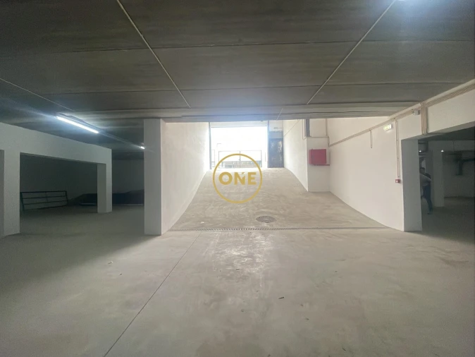 Armazém para Venda em Grijó e Sermonde Foto 29