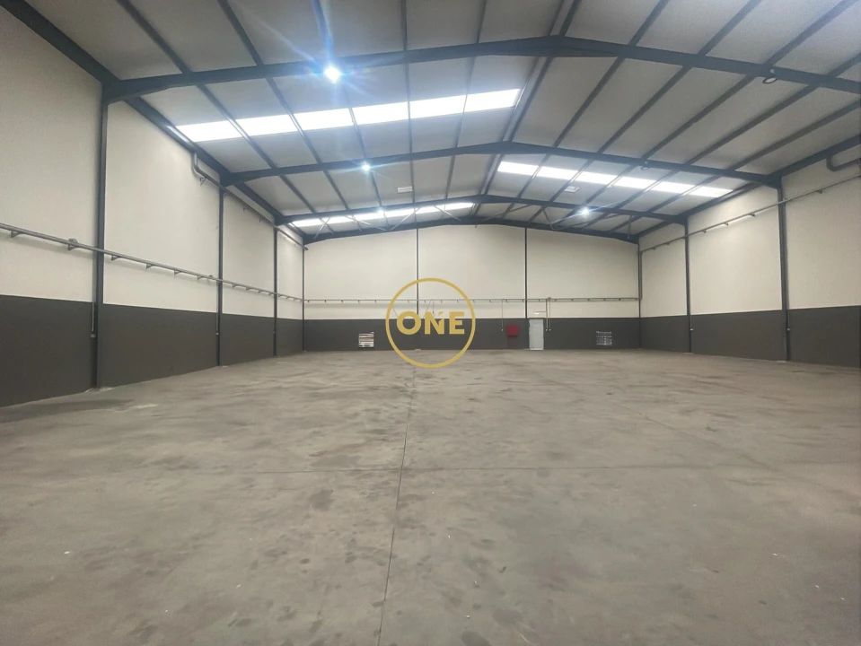 Armazém para Venda em Grijó e Sermonde Foto 6