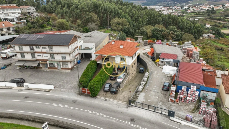 Moradia T3 para Venda em Vila Cova da Lixa e Borba de Godim Foto 32