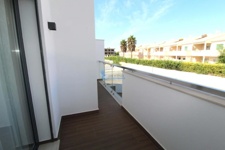 Moradia T4 para Venda em Ferreiras Foto 27