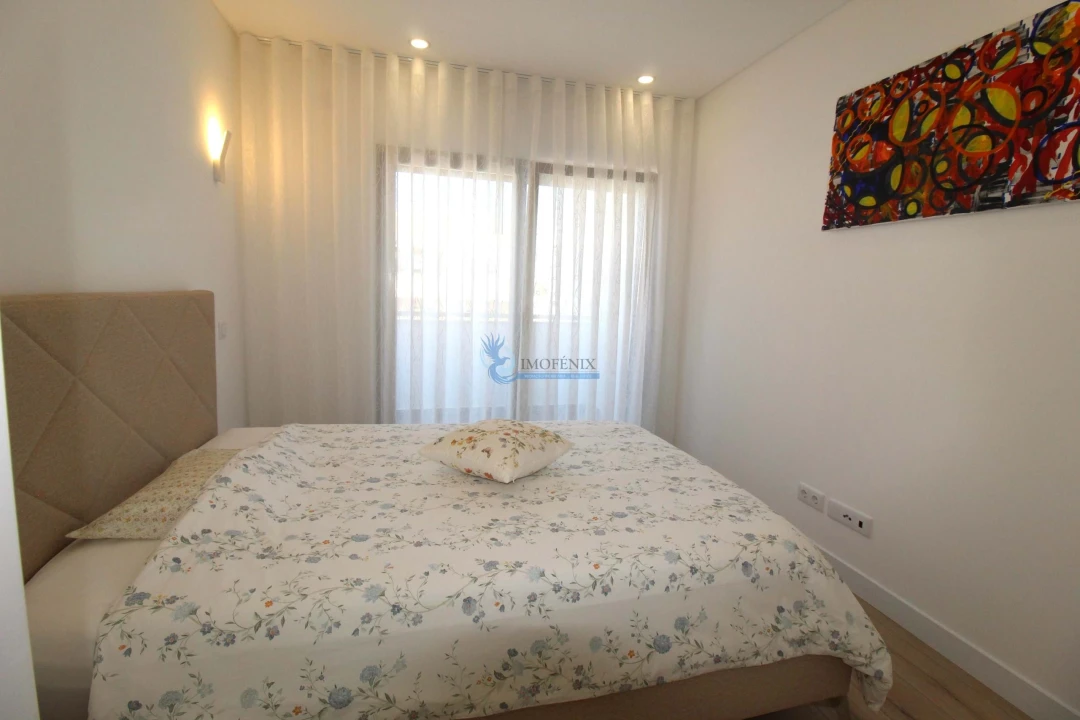 Moradia T4 para Venda em Ferreiras Foto 26