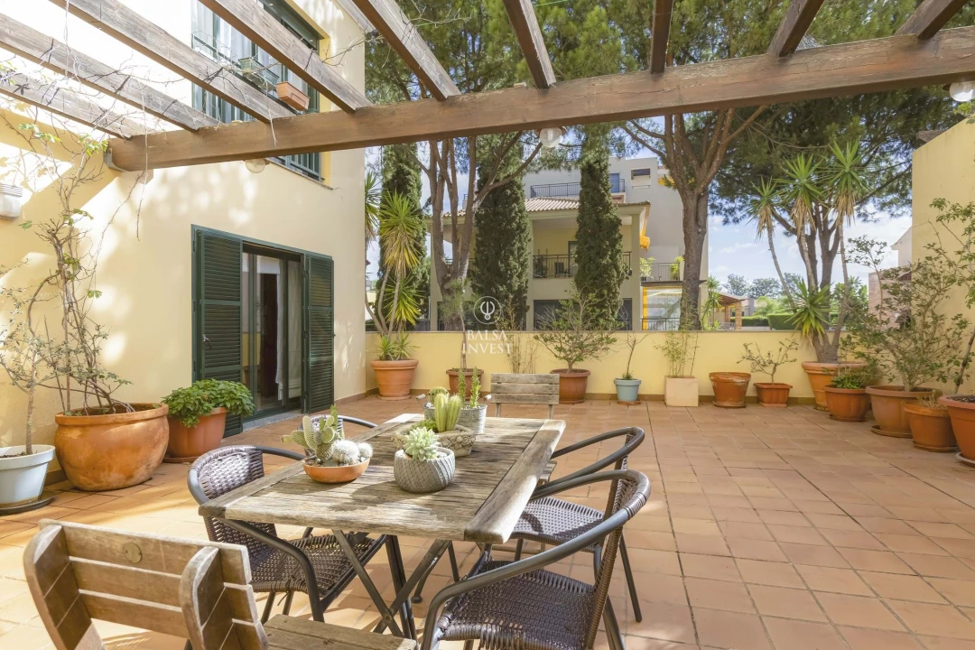 Apartamento T4 para Venda em Quarteira Foto 34