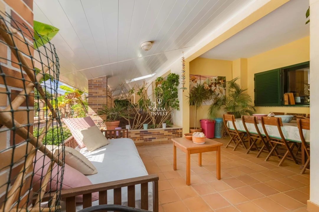 Apartamento T4 para Venda em Quarteira Foto 35