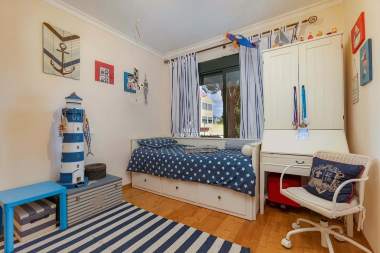 Apartamento T4 para Venda em Quarteira Foto 29