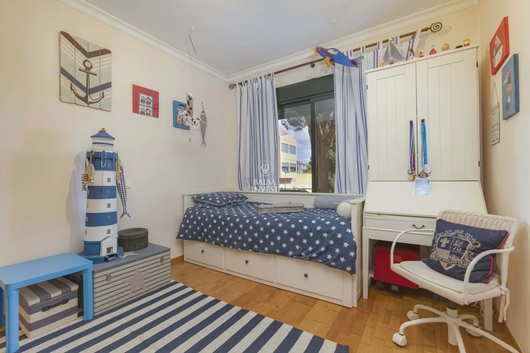 Apartamento T4 para Venda em Quarteira Foto 30