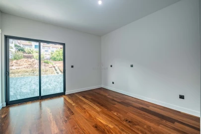 Moradia T3 para Venda em Santo Antonio