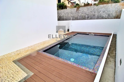 Moradia T3 para Venda em Santo Antonio