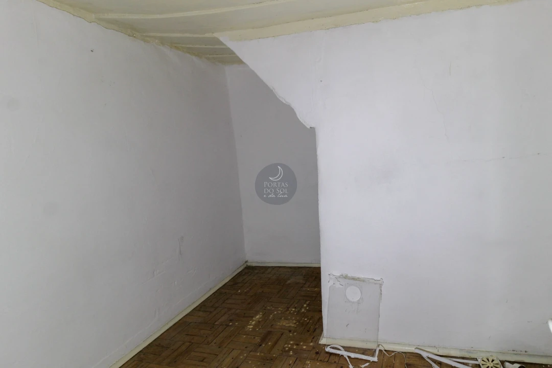 Prédio para Venda em Marvila, Ribeira Santarém, São Salvador, São Nicolau Foto 5