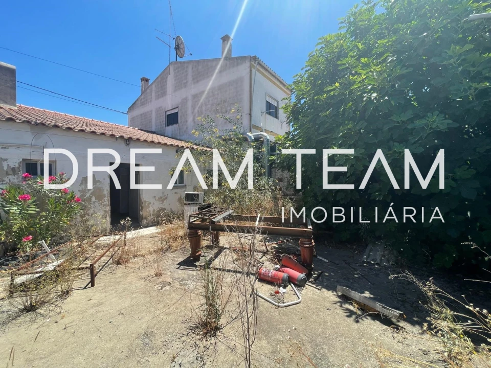 Prédio para Venda em Pias Foto 26