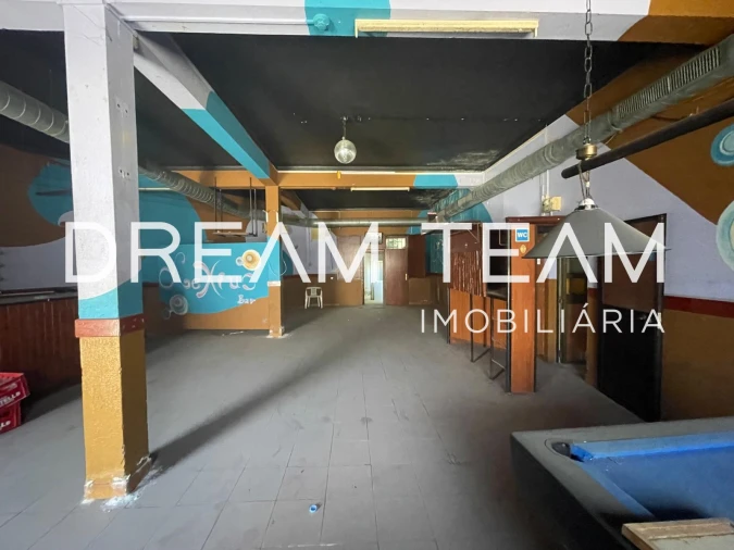 Prédio para Venda em Pias Foto 14