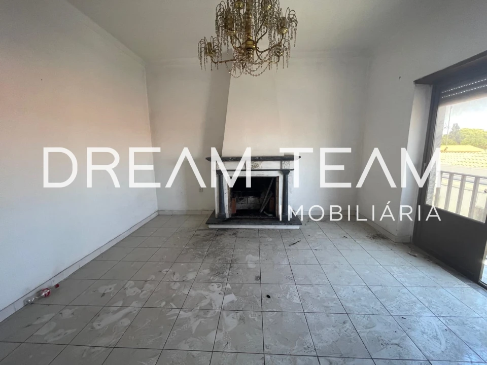 Prédio para Venda em Pias Foto 4