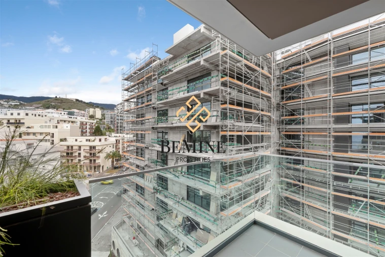 Apartamento T3 para Venda em São Martinho Foto 31