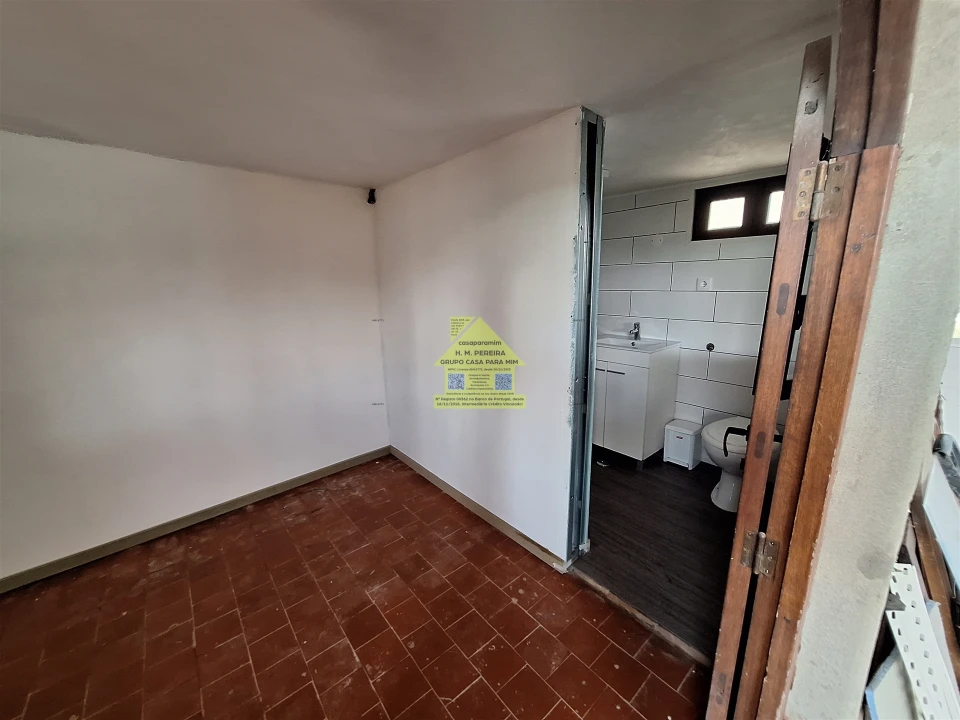 Moradia T3 para Venda em Avintes Foto 2