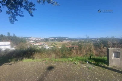 Terreno para Venda em Paredes