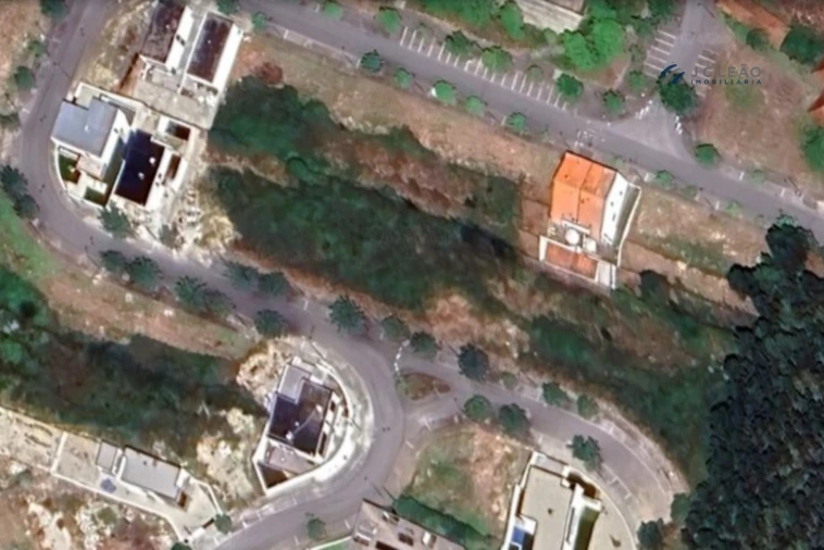 Terreno para Venda em Paredes Planta 1
